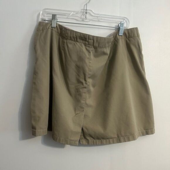 Land's End Khaki side zip skort, size 18 - Picture 2 of 4